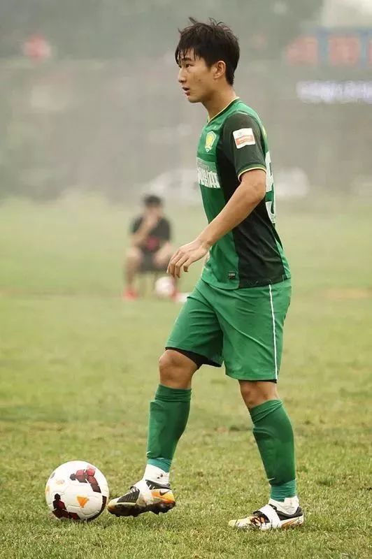 武汉三镇的斯坦丘离队