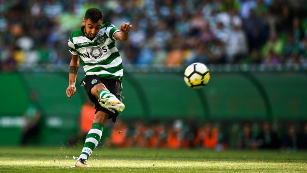 爱游戏中国-2005火箭vs小牛第4场