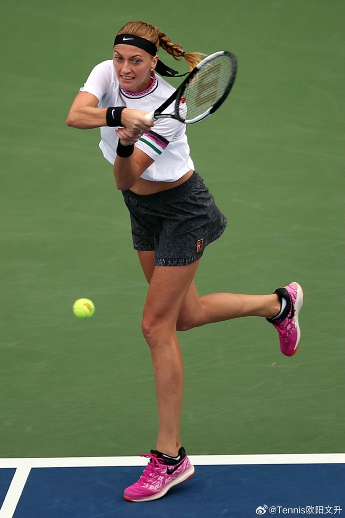 爱游戏官网-勒沃库森对卡拉巴赫今晚比赛分析