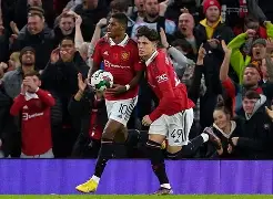 爱游戏官网-欧冠克星横扫豪门,夺得宝贵胜利